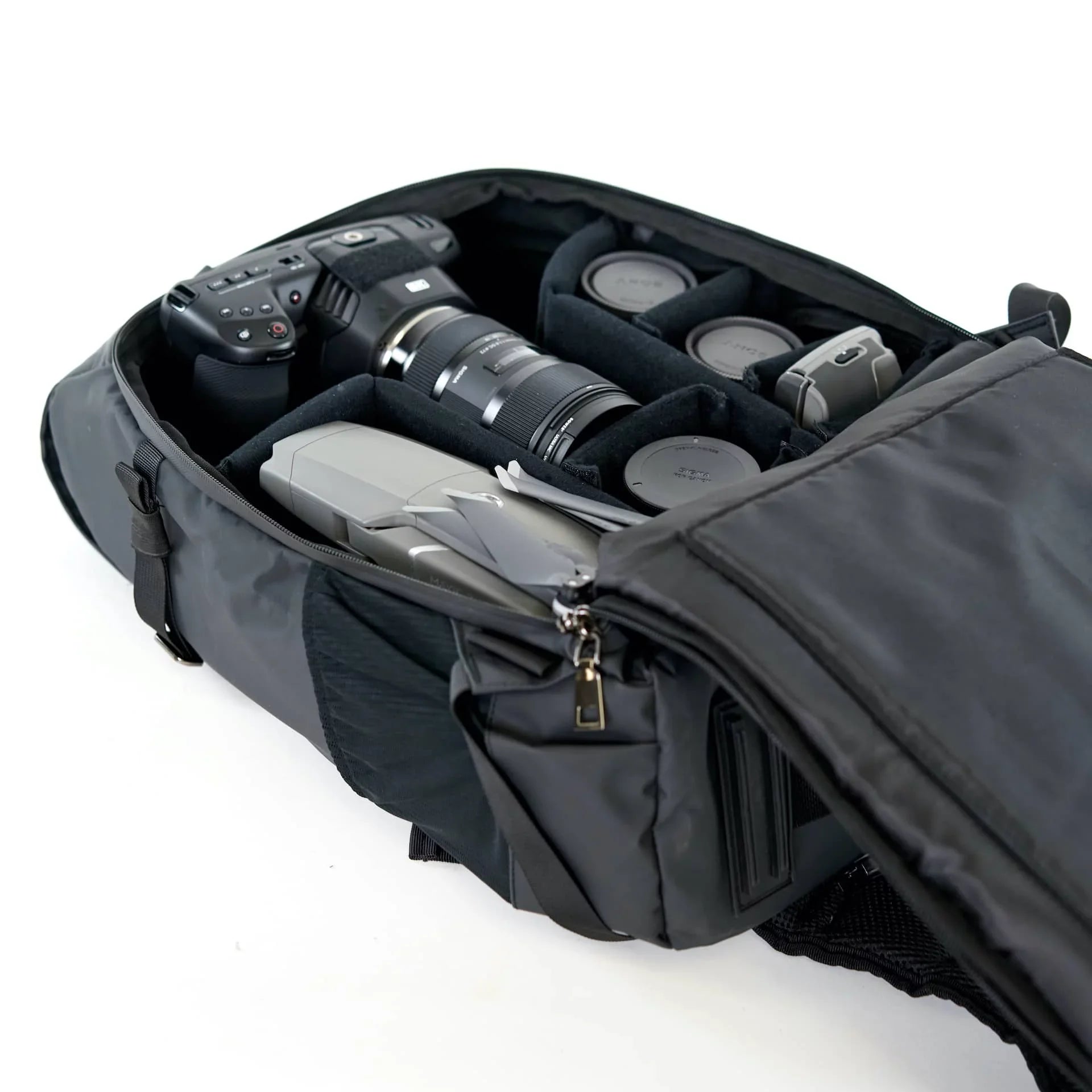 Sunny 16 Voyager Anti-Theft DSLR Digital Travel Camera Backpack Case with Adjustable Dividers and Side Access Zipper Pocket for Men Women- Works with Canon, Nikon, Sony and More (Tarpaulin, Black)