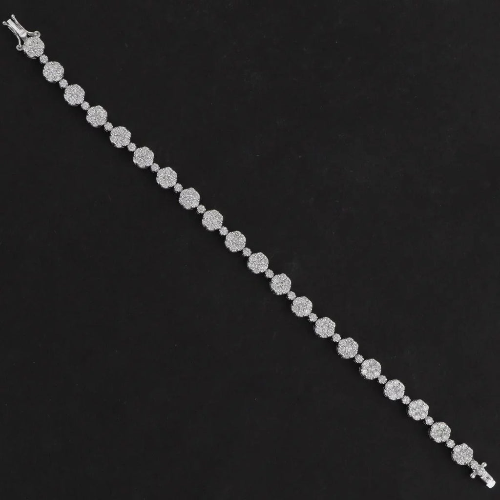 5.4 TCW Solid 18 Kt White Gold SI Clarity HI Color Diamond Designer Bracelet
