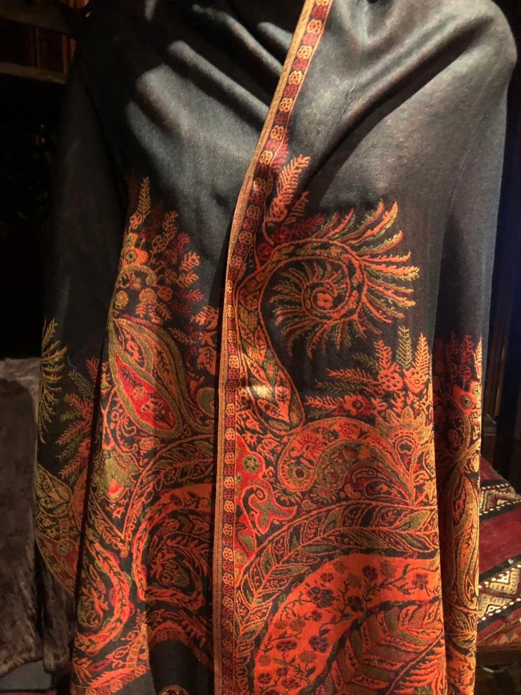 Black Red Vintage Paisley Brocade Pashmina Scarf Wrap