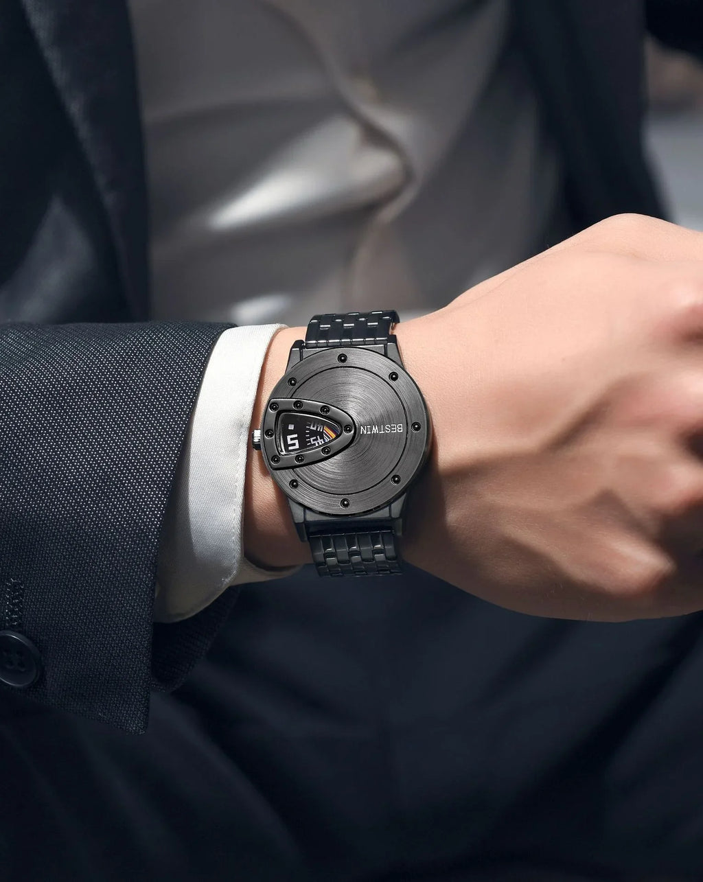 Best Win Mens Fashion Watch - Unique Styling and Functionality