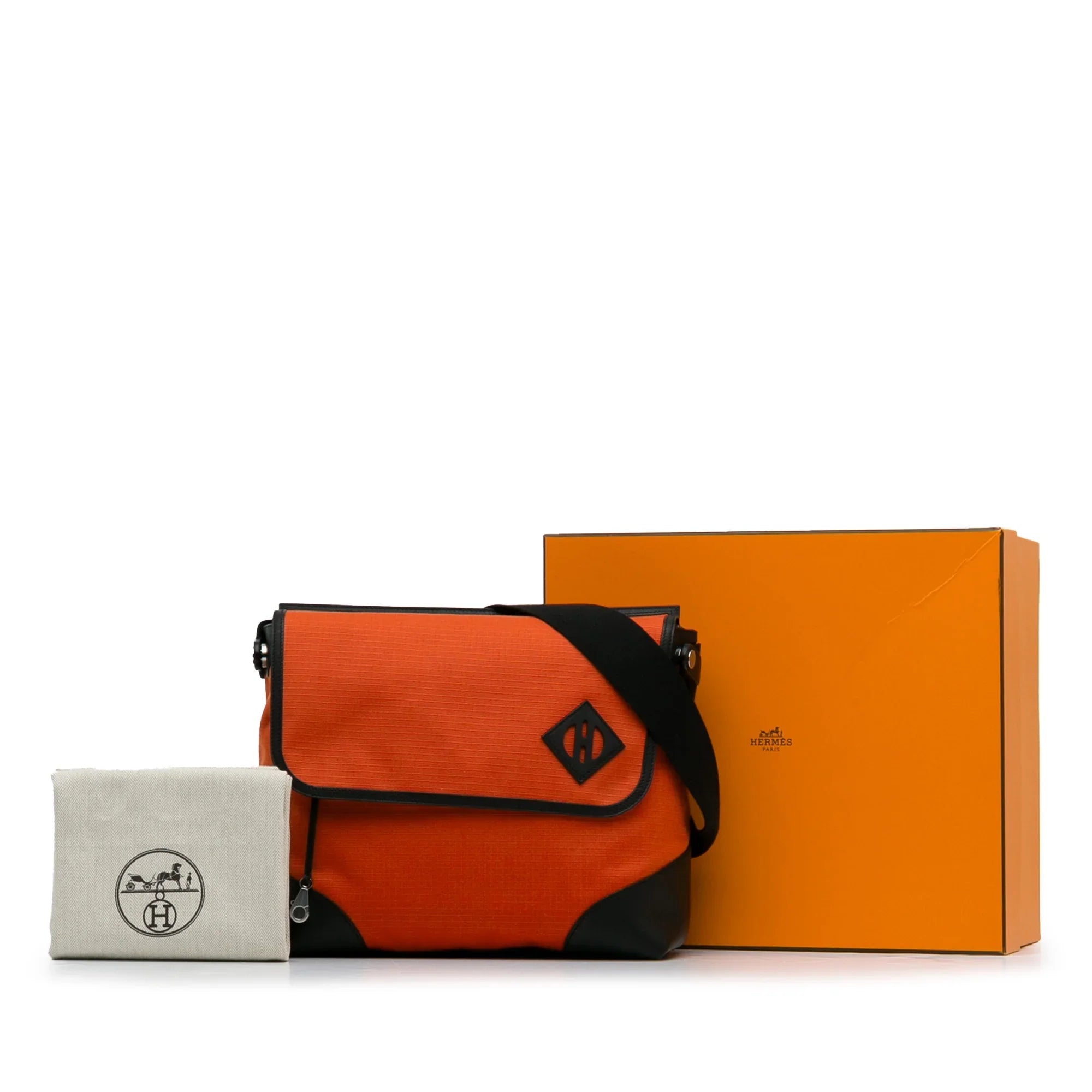 Pre-Owned Authenticated Hermès Allback Messenger Bag Canvas Fabric Orange Crossbody Bag Unisex (Good)