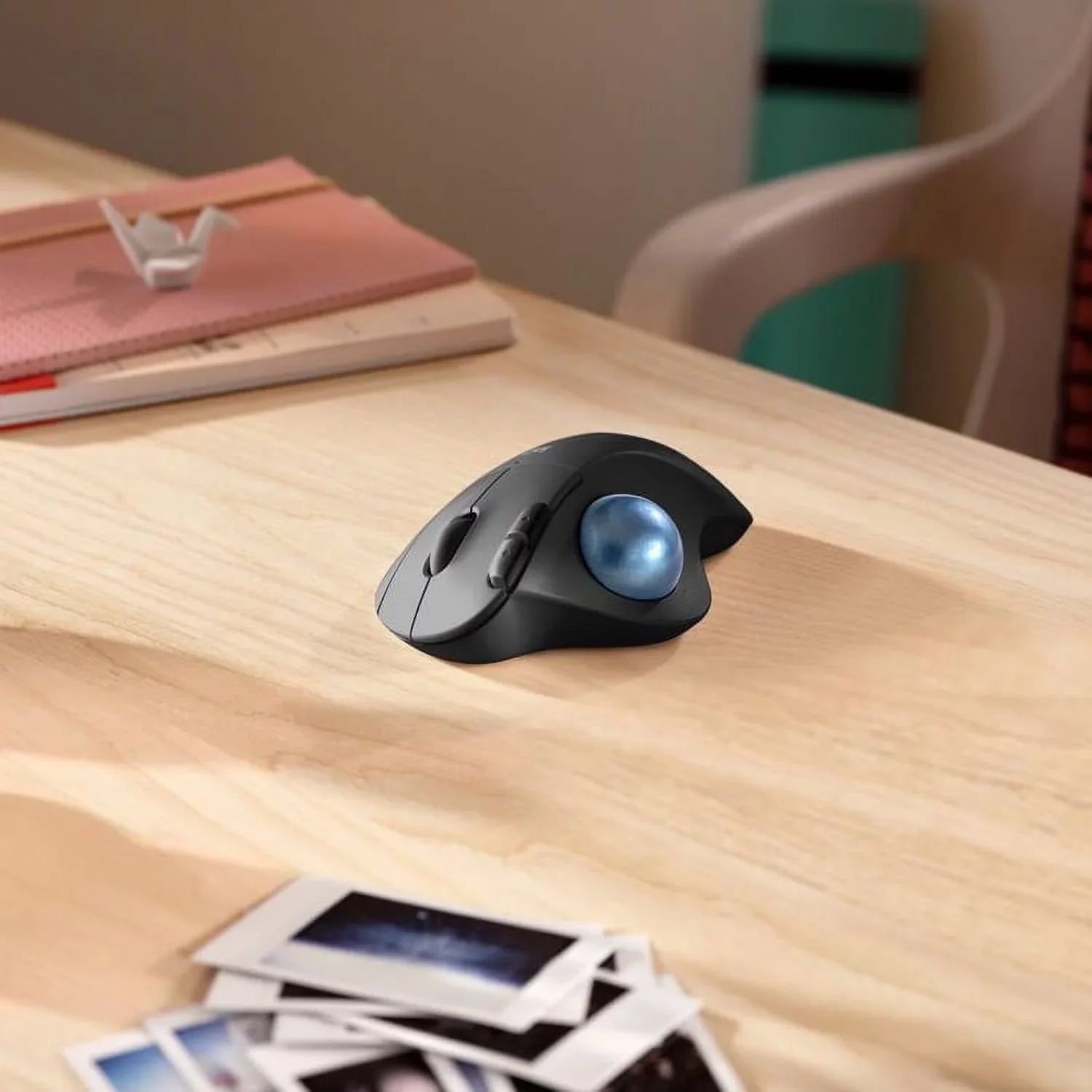 Logitech Ergonomic Wireless Trackball Mouse, Easy Thumb Control, Smooth Tracking, Black