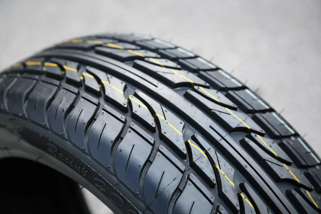 Set of 4 (FOUR) Haida Racing HD921 195/45R16 84V XL Performance Tire Fits: 2012 Fiat 500 Abarth, 2013-18 Fiat 500 Abarth Cabrio
